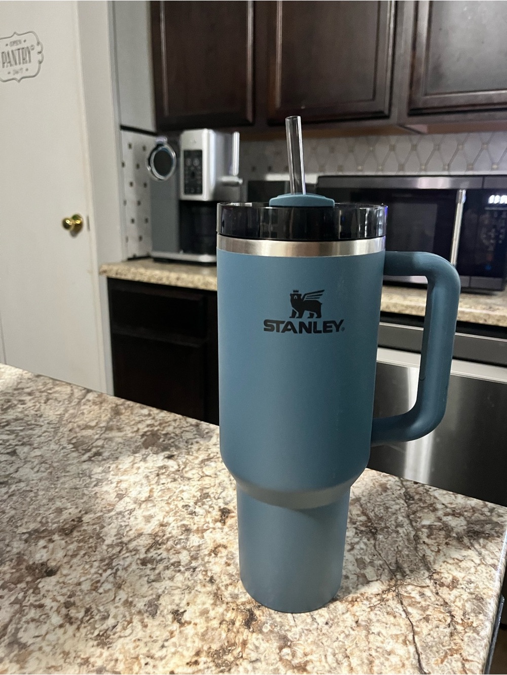 Stanley Quencher H2.0 Flowstate Stainless Steel Tumbler in the color blue spruce